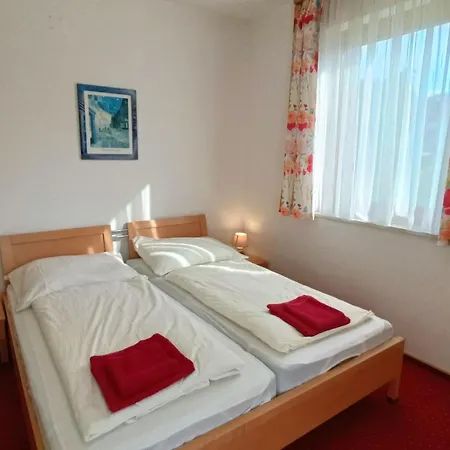 Apartment Sunny Holiday On Lake Klopeiner With Balcony And Private Beach